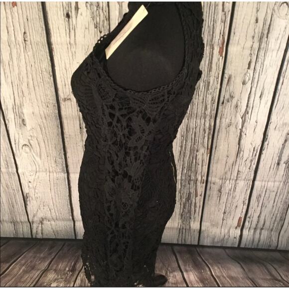 NEW Vera & Lucy black lace cold shoulder dress - Picture 8 of 9